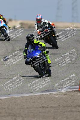 media/Mar-22-2025-TrackDaz (Sat) [[0456df0c41]]/Group B/Session 3 (Outside Grapevine)/